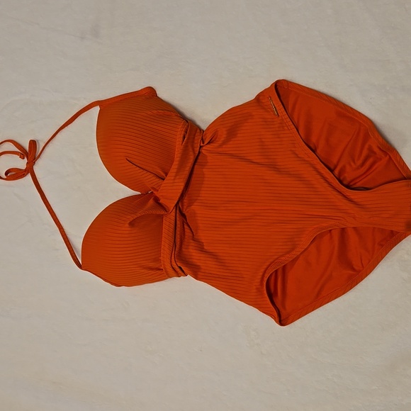 🆕 Vince Camuto Orange 🍊 One-Piece Halter Neck Swimsuit - Picture 3 of 7